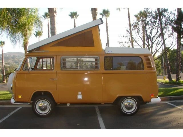 1972 Volkswagen Bay-Window Camper - Image 3 of 8