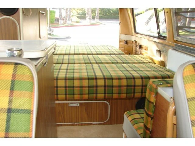 1972 Volkswagen Bay-Window Camper - Image 5 of 8