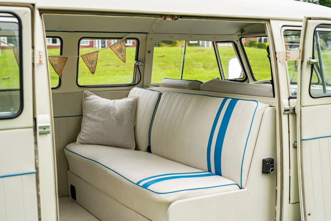 1973 Volkswagen Split-Window Camper - Image 17 of 30