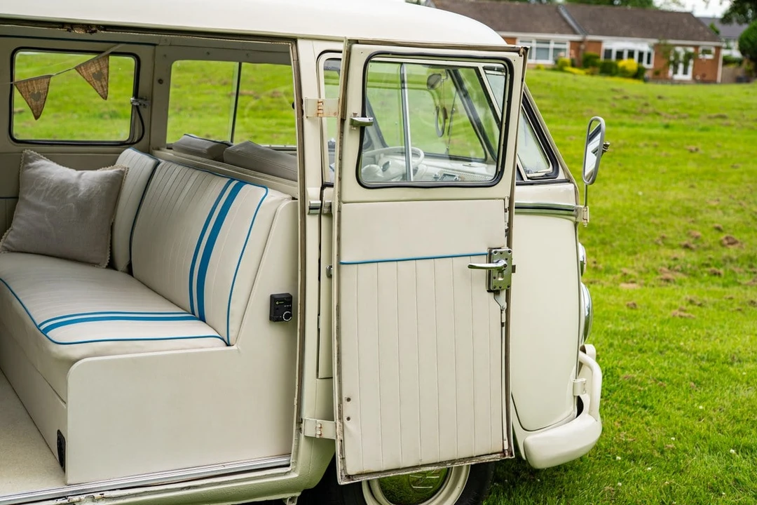 1973 Volkswagen Split-Window Camper - Image 18 of 30