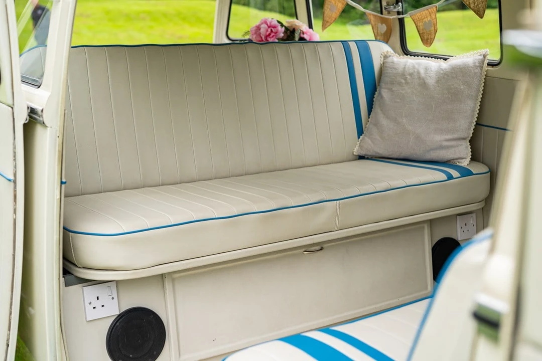 1973 Volkswagen Split-Window Camper - Image 22 of 30