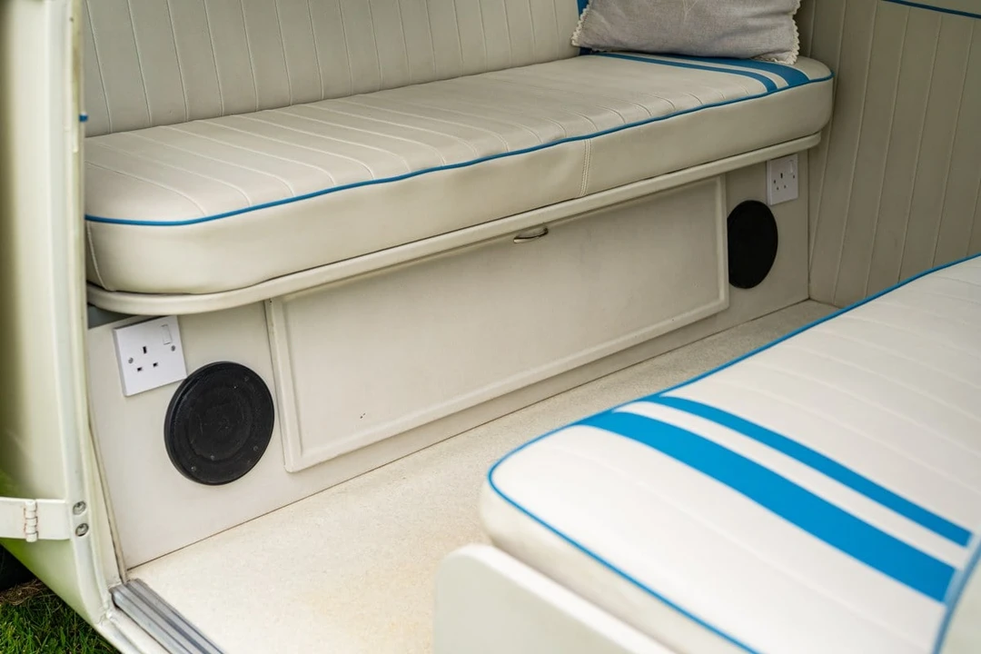 1973 Volkswagen Split-Window Camper - Image 23 of 30
