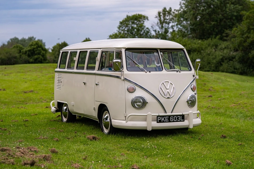 1973 Volkswagen Split-Window Camper - Image 6 of 30