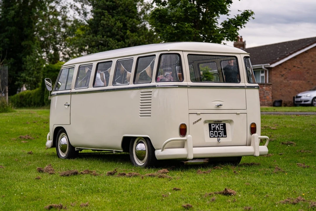 1973 Volkswagen Split-Window Camper - Image 8 of 30