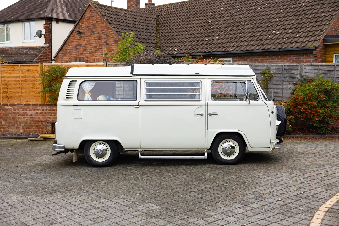 1973 Volkswagen Bay-Window Camper - Image 4 of 31