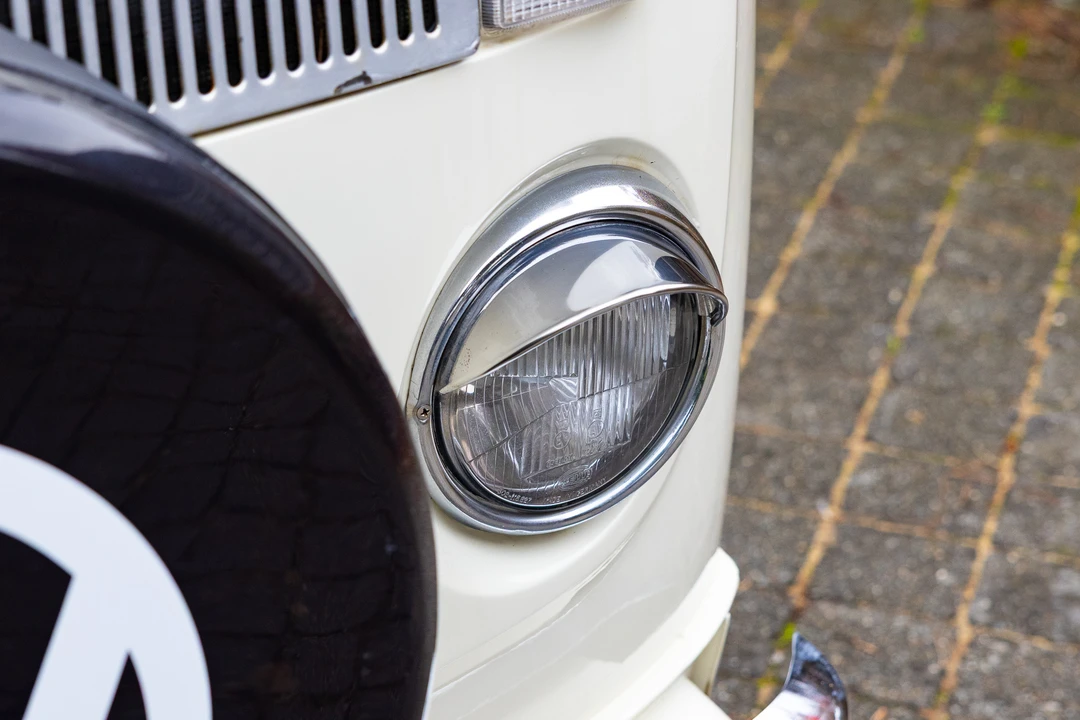 1973 Volkswagen Bay-Window Camper - Image 14 of 31