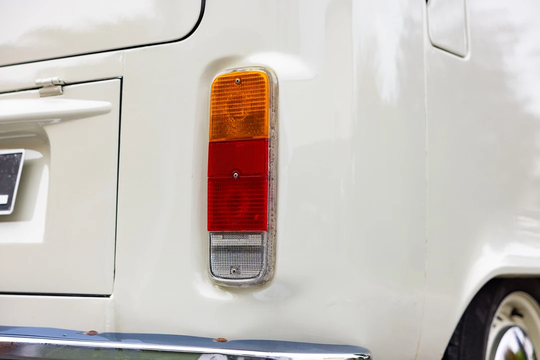 1973 Volkswagen Bay-Window Camper - Image 31 of 31