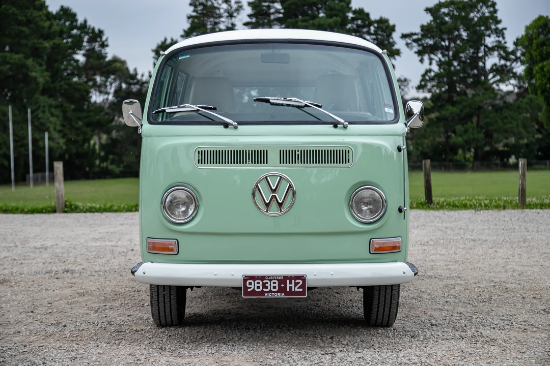 1972 Volkswagen Bay-Window Bus - Image 3 of 31