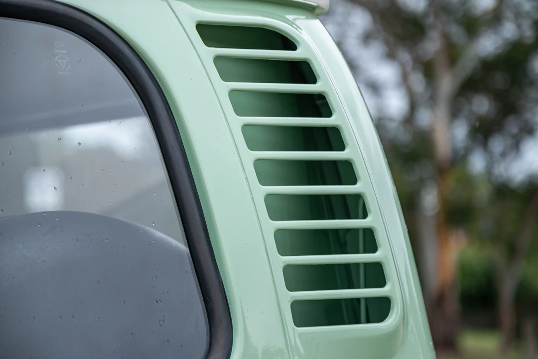 1972 Volkswagen Bay-Window Bus - Image 29 of 31