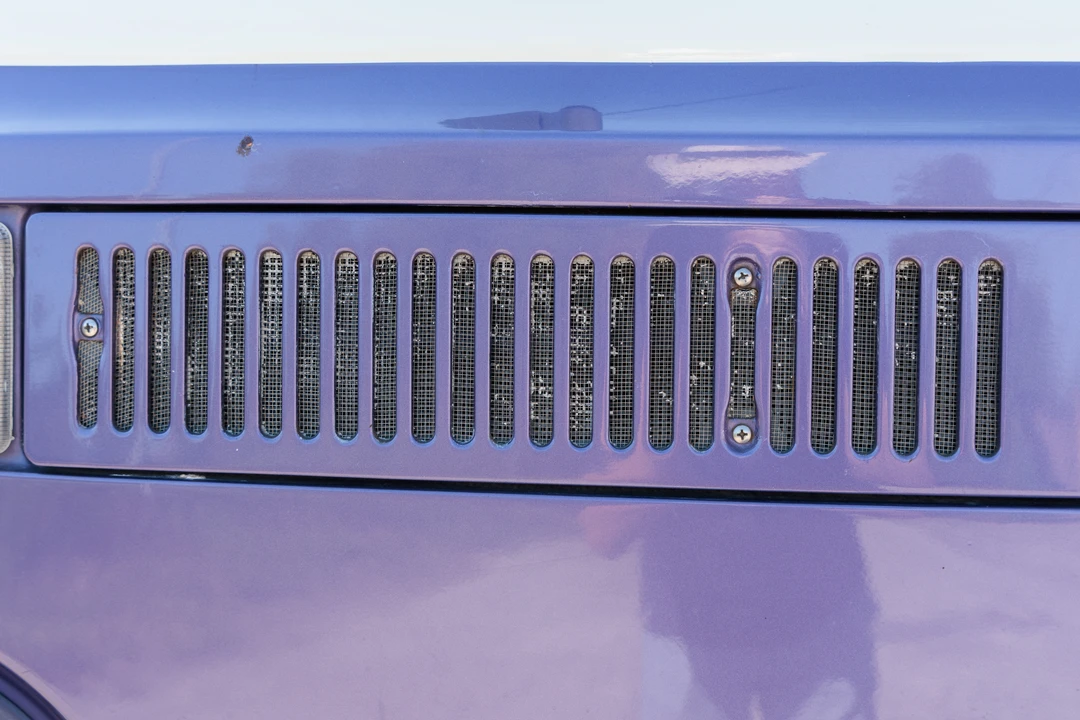 1972 Volkswagen Bay-Window Bus - Image 15 of 31