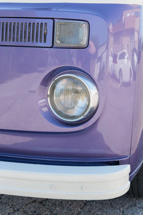 1972 Volkswagen Bay-Window Bus - Image 17 of 31