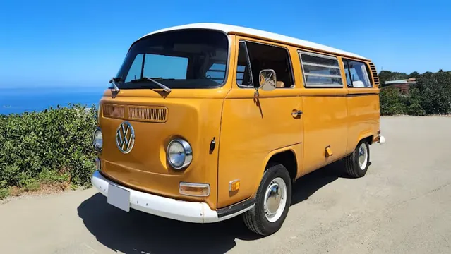1972 Volkswagen Type 2 Westfalia Bus