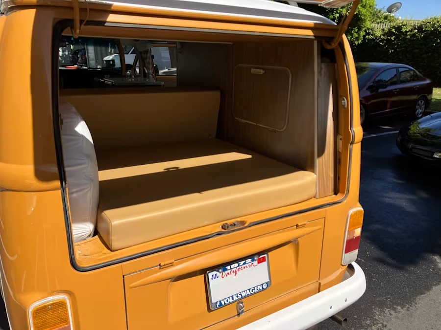 1972 Volkswagen Bay-Window Camper - Image 8 of 10