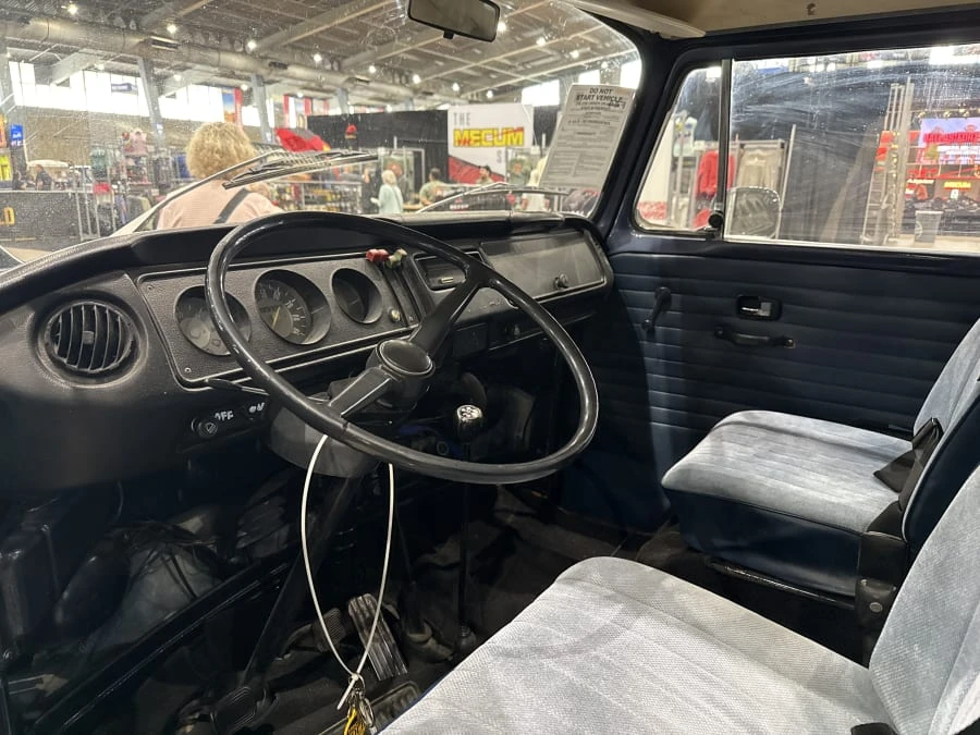 1972 Volkswagen Bay-Window Camper - Image 6 of 7