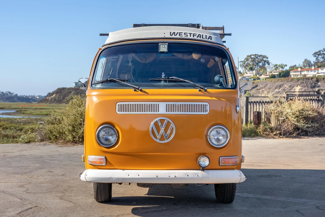1972 Volkswagen Bay-Window Camper - Image 2 of 31