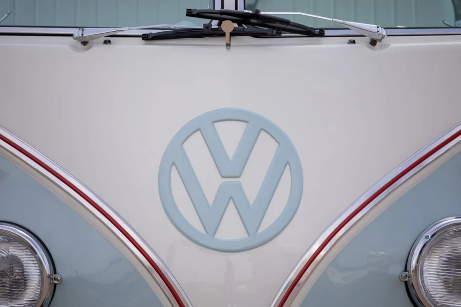 1972 Volkswagen Bay-Window Bus - Image 4 of 31