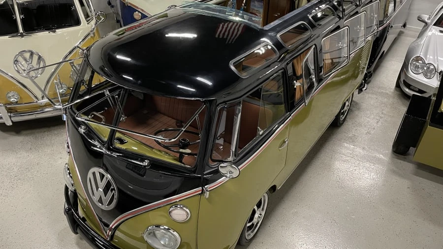 1972 Volkswagen Bay-Window Bus - Image 11 of 11