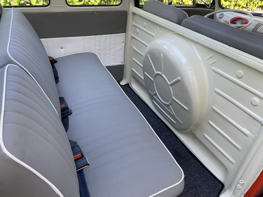 1972 Volkswagen Bay-Window Bus - Image 2 of 11