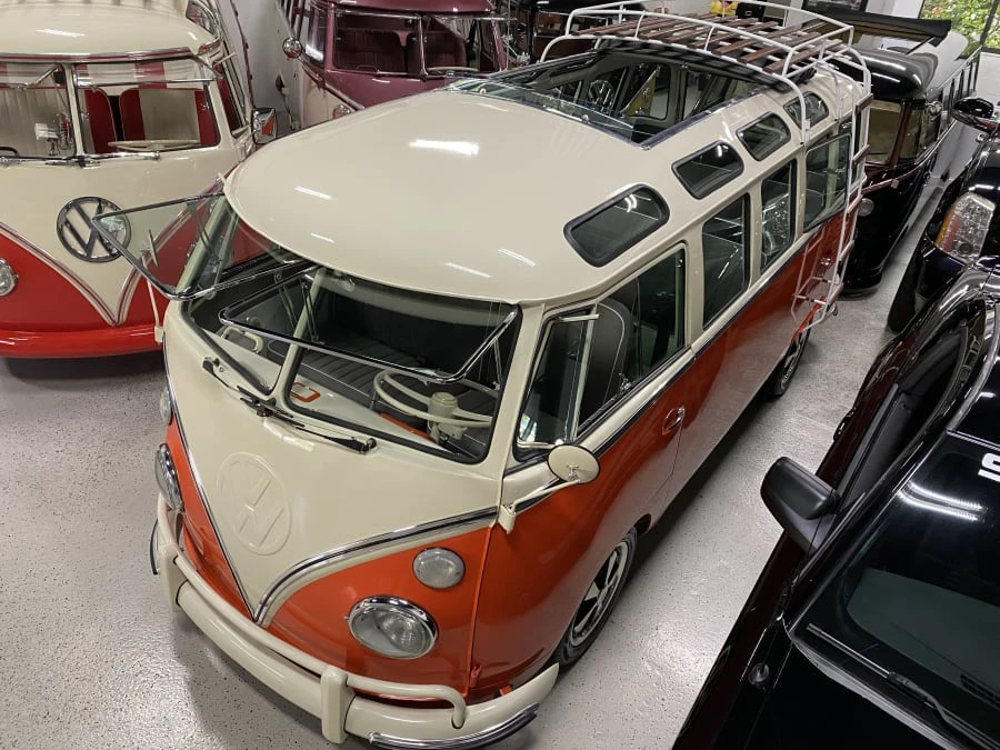 1972 Volkswagen Bay-Window Bus - Image 10 of 11