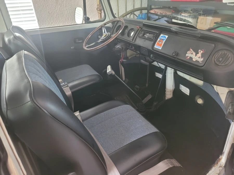 1972 Volkswagen Bay-Window Bus - Image 4 of 6