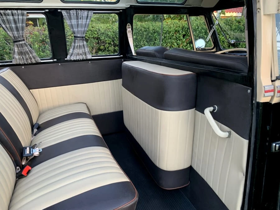1972 Volkswagen Bay-Window Bus - Image 18 of 24