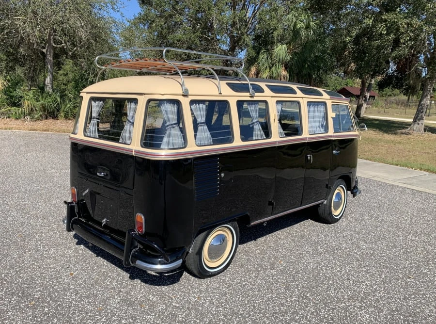 1972 Volkswagen Bay-Window Bus - Image 3 of 24