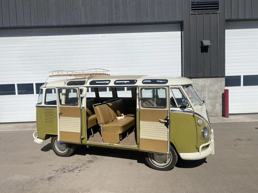 1972 Volkswagen Bay-Window Bus - Image 26 of 26