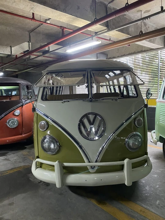 1972 Volkswagen Bay-Window Bus - Image 16 of 26
