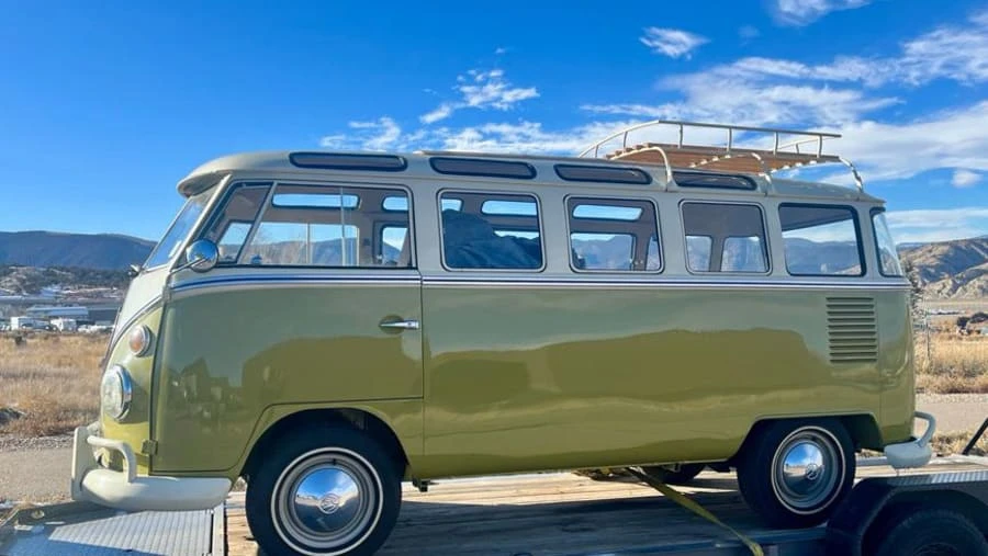 1972 Volkswagen Bay-Window Bus - Image 2 of 26