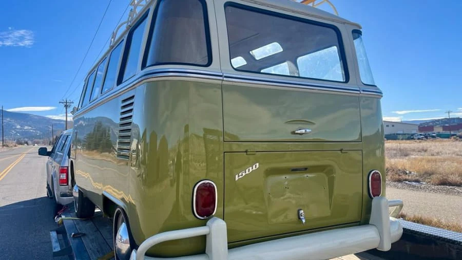 1972 Volkswagen Bay-Window Bus - Image 5 of 26