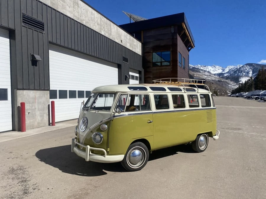 1972 Volkswagen Bay-Window Bus - Image 7 of 26