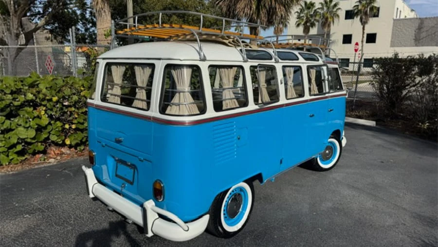 1972 Volkswagen Bay-Window Bus - Image 5 of 11