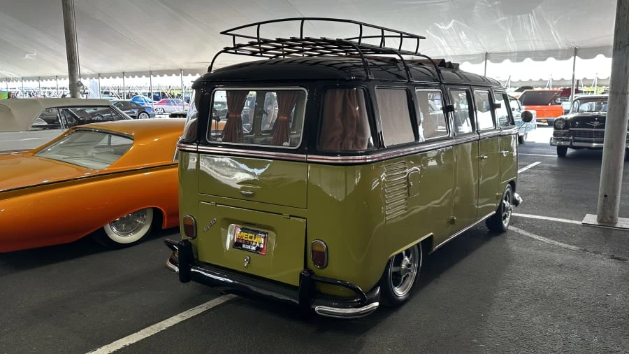 1972 Volkswagen Bay-Window Bus - Image 2 of 6