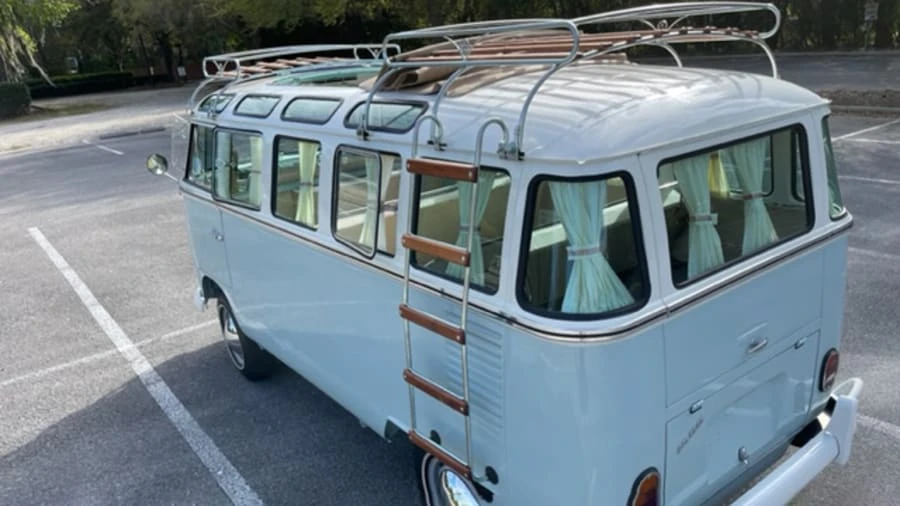 1972 Volkswagen Bay-Window Bus - Image 26 of 30