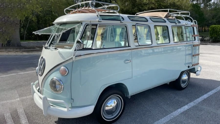 1972 Volkswagen Bay-Window Bus - Image 28 of 30