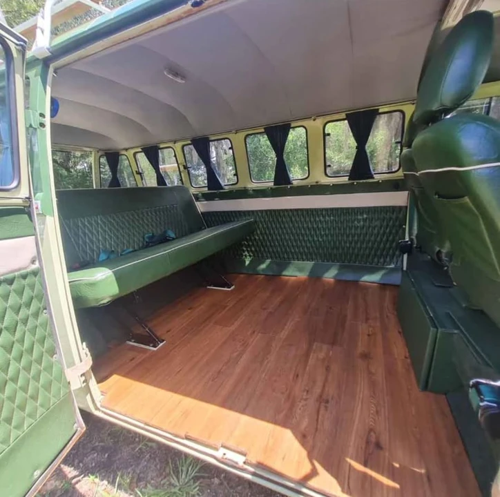 1972 Volkswagen Bay-Window Bus - Image 10 of 12