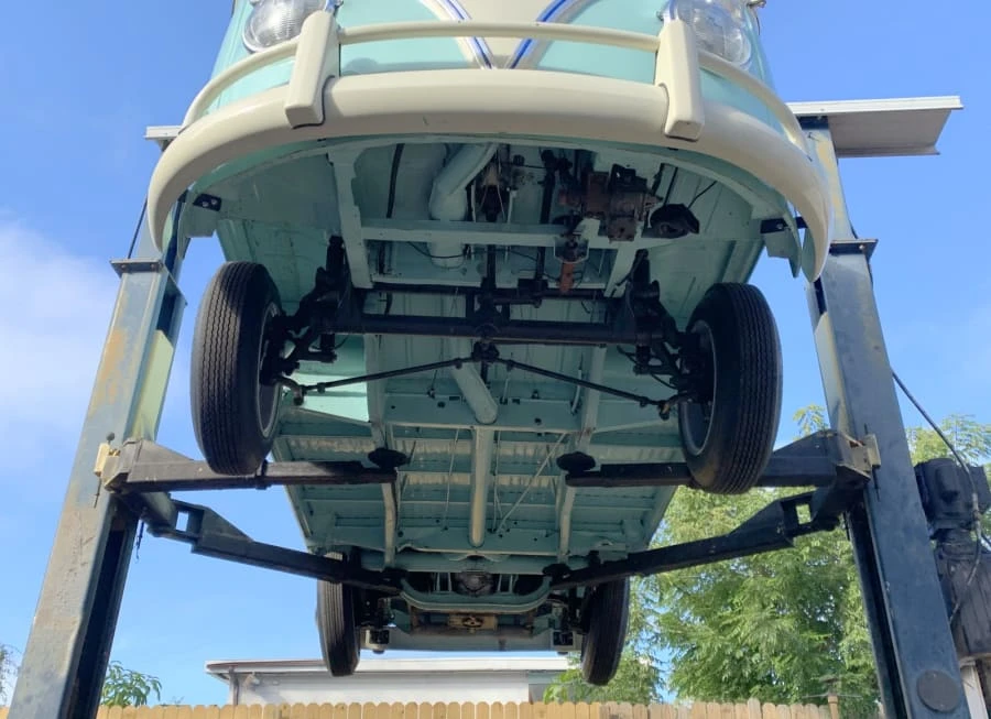 1972 Volkswagen Bay-Window Bus - Image 16 of 16