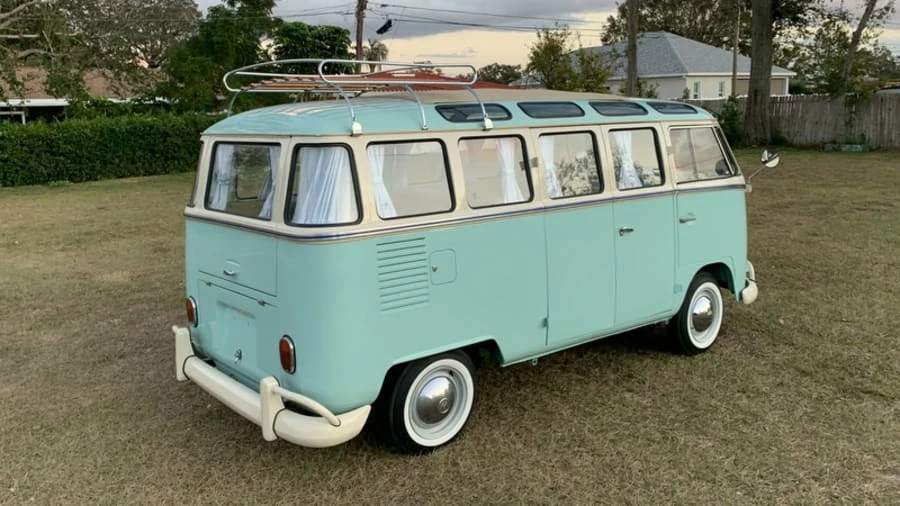1972 Volkswagen Bay-Window Bus - Image 3 of 16
