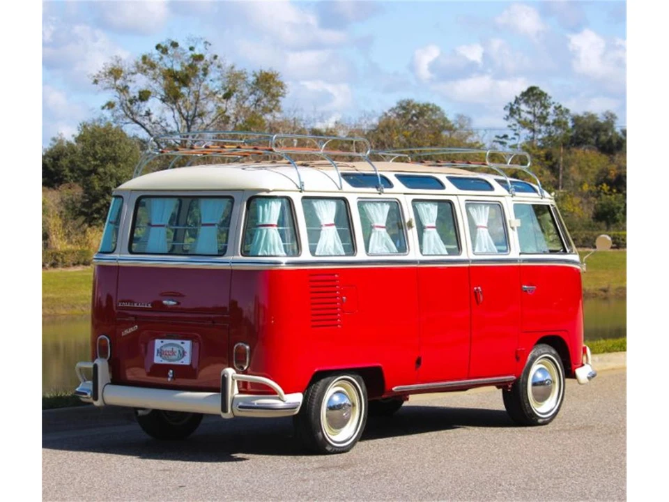 1972 Volkswagen Bay-Window Bus - Image 2 of 16