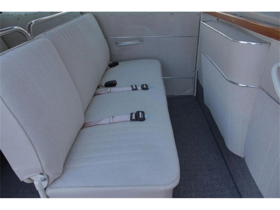 1972 Volkswagen Bay-Window Bus - Image 13 of 16