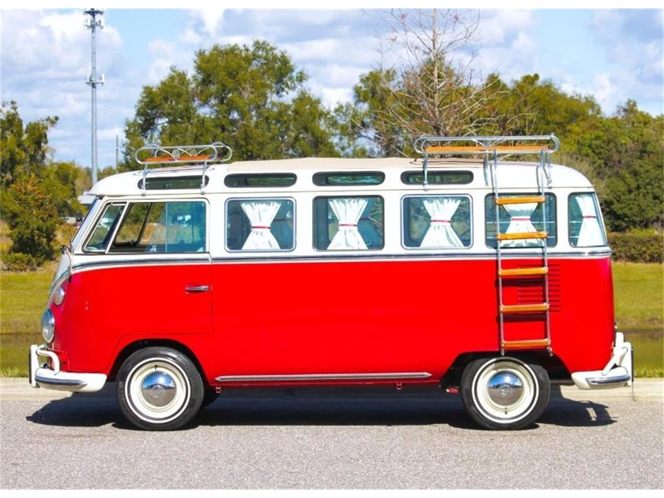 1972 Volkswagen Bay-Window Bus - Image 5 of 16