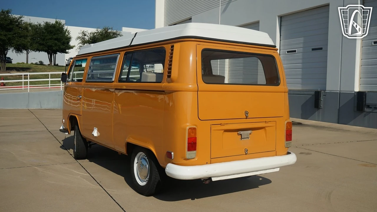1972 Volkswagen Bay-Window Camper - Image 12 of 12