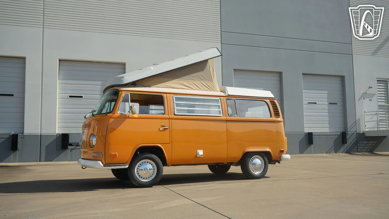 1972 Volkswagen Bay-Window Camper - Image 3 of 12