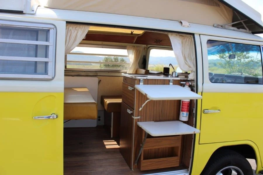 1972 Volkswagen Bay-Window Camper - Image 9 of 12