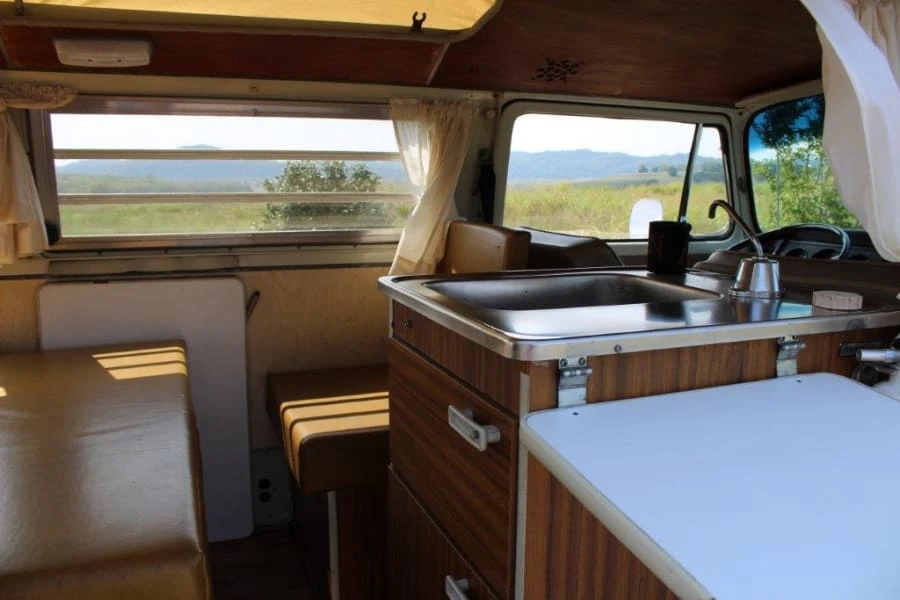 1972 Volkswagen Bay-Window Camper - Image 10 of 12
