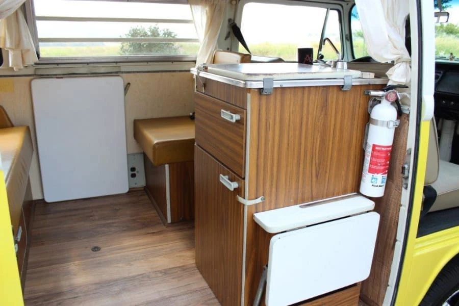 1972 Volkswagen Bay-Window Camper - Image 5 of 12