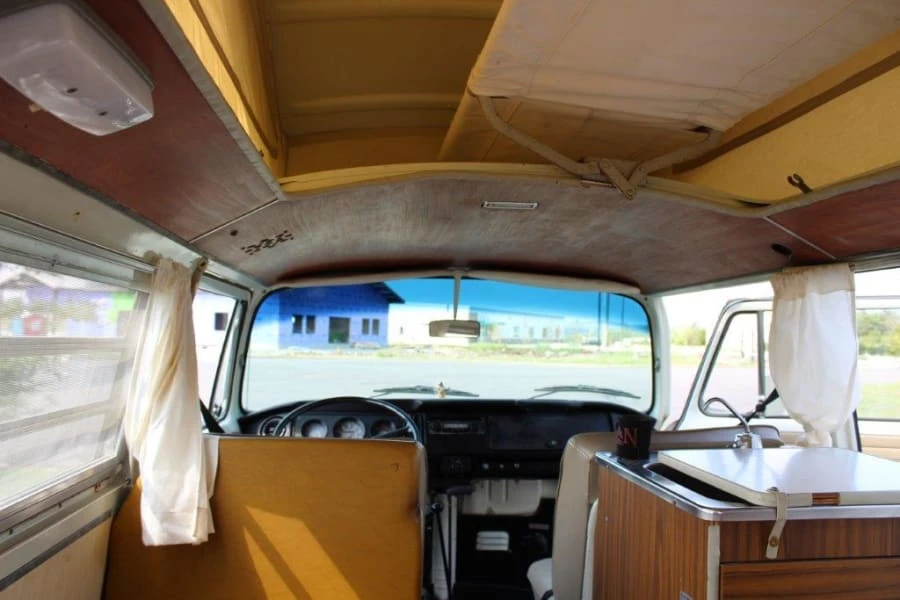 1972 Volkswagen Bay-Window Camper - Image 4 of 12