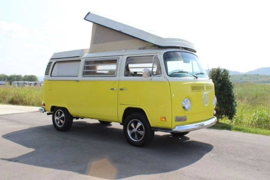 1972 Volkswagen Bay-Window Camper - Image 11 of 12