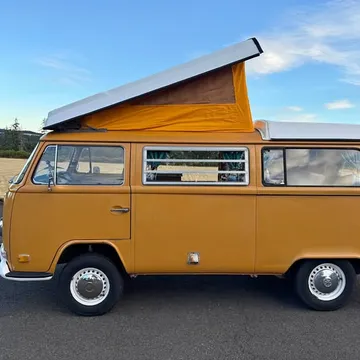 1972 Volkswagen Westfalia Bus