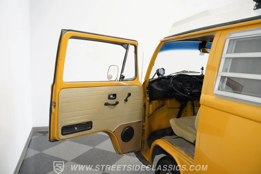 1972 Volkswagen Bay-Window Camper - Image 21 of 21